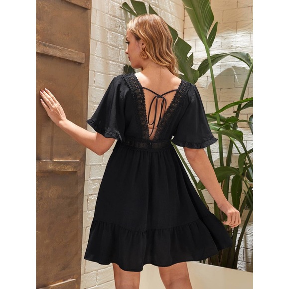 Maternity Bell Sleeve Tie Back Guipure Lace Dress black - Picture 2 of 5
